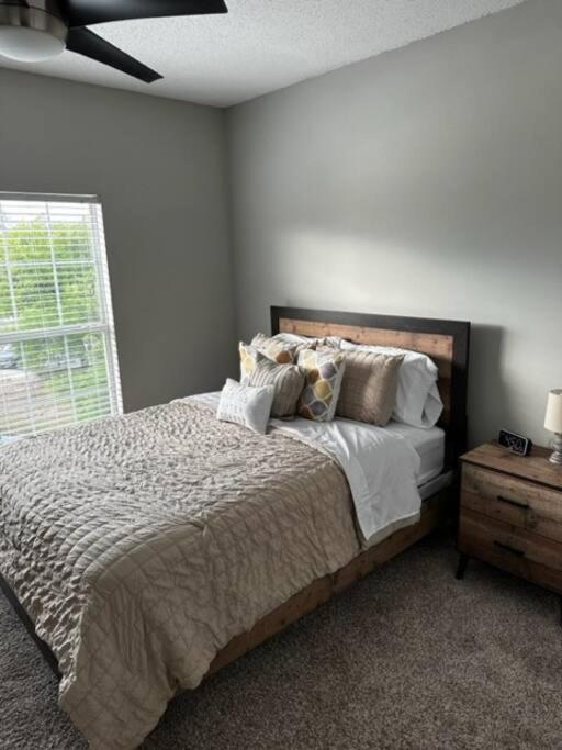 Extravagant 2 Br/2 Ba Apartment Savannah Kültér fotó